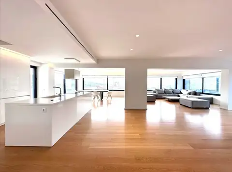 NEWLY BUILT APARTMENT NEXT TO VOULIAGMENI BEACH