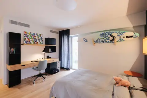 LUXURY MAISONETTE WITH GARDEN AND POOL IN ELLINIKO