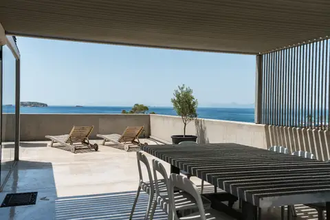 Luxurious, fully renovated penthouse maisonette in Voula