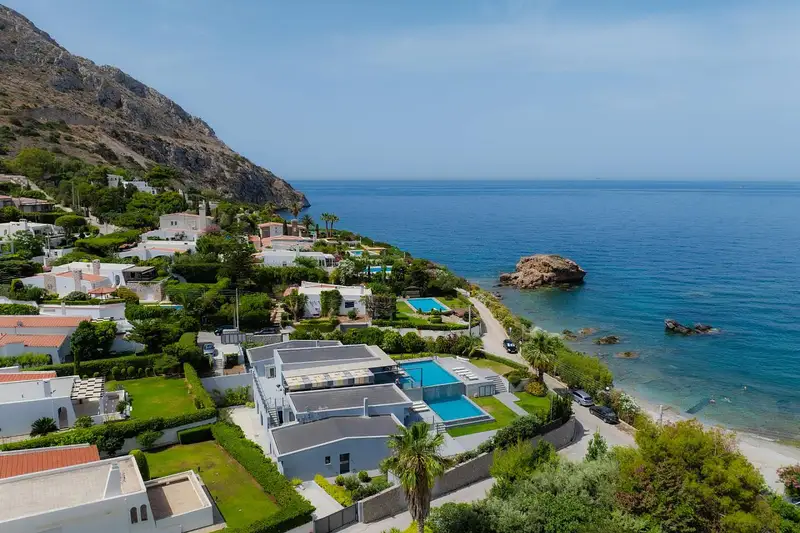 VILLA BLACK DIAMOND